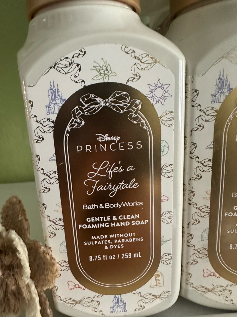 NEW DISNEY SPECIAL EDITION LIFES A FAIRY TALE HANDSOAP BUNDLE ⭐️ - Picture 2 of 5